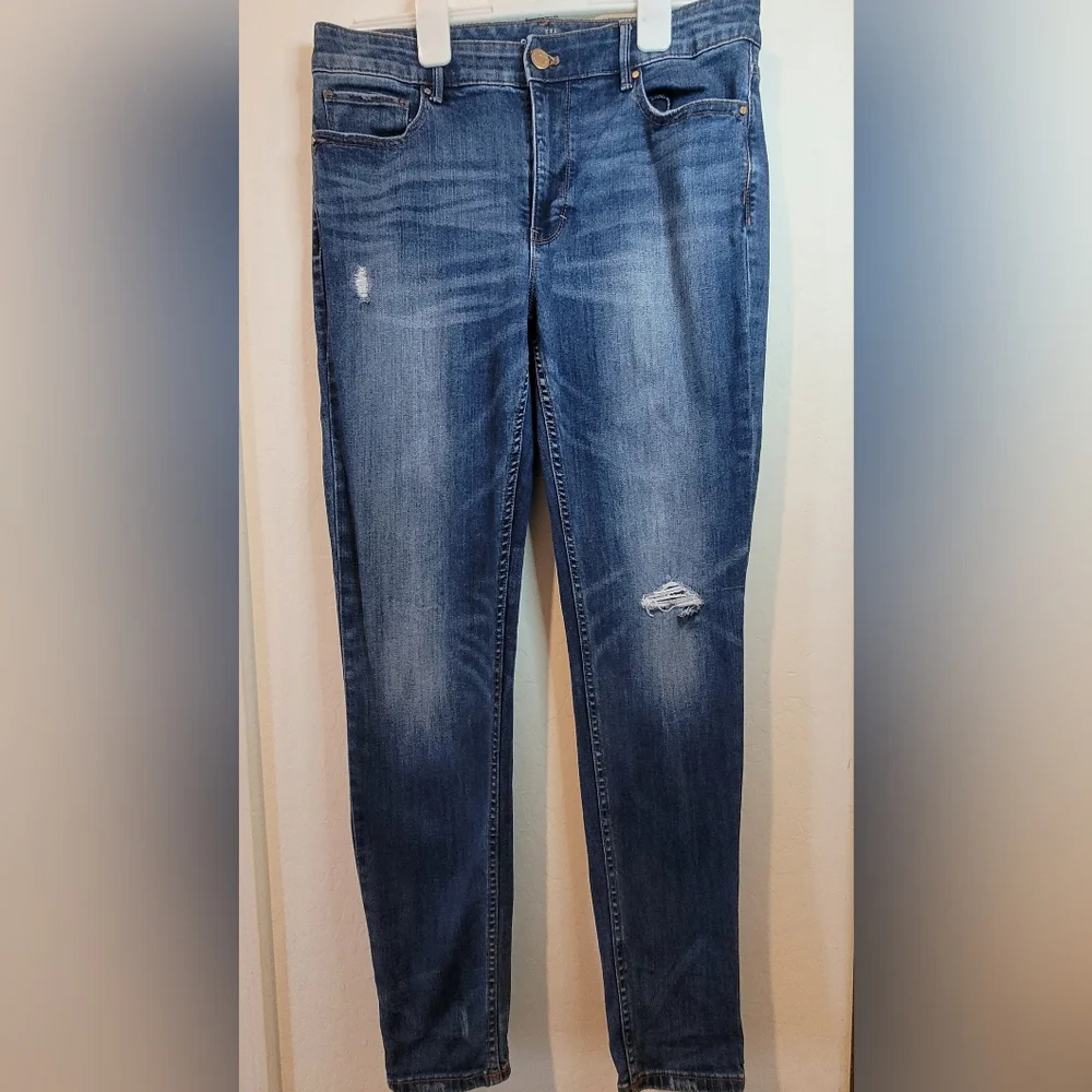 White House Black Market Blue Straight Leg Jeans with Vintage Fade